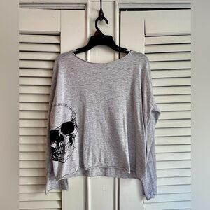 Skull Cashmere long sleeve T-Shirt. 100% cotton.